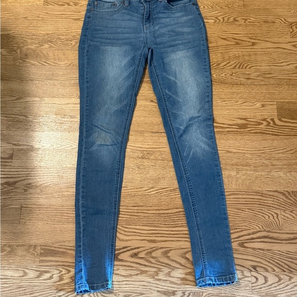 Indigo Rein Light Blue Ankle Jeans - Picture 2 of 4